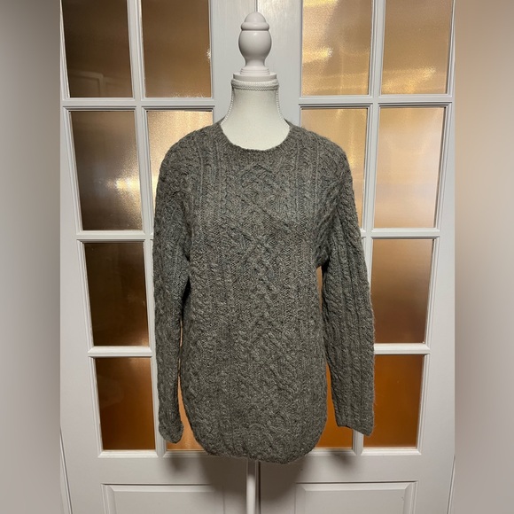 🧶Ralph Lauren Aran-Knit Alpaca/Wool-Blend Hand Knit Crewneck Sweater - Picture 2 of 10